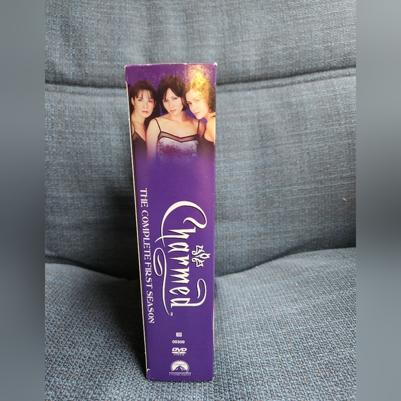 Charmed - The Complete First Season DVD. Excellent Condition - Picture 4 of 4